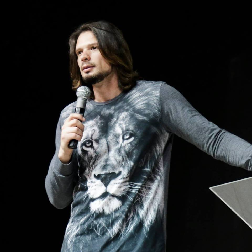 Pastor Fabiano Faia